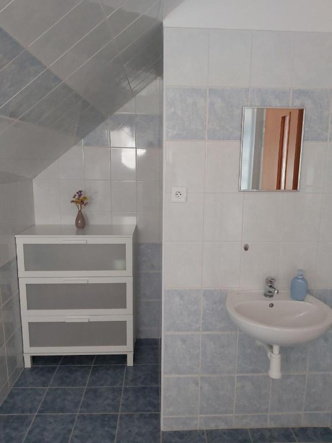 Pivni Lednice Lhota pod Libcany Esterno foto